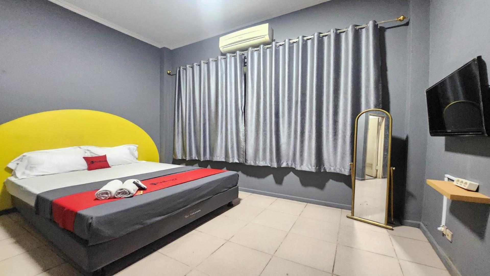Hotel Bimo Sakti By San Cakarta Dış mekan fotoğraf