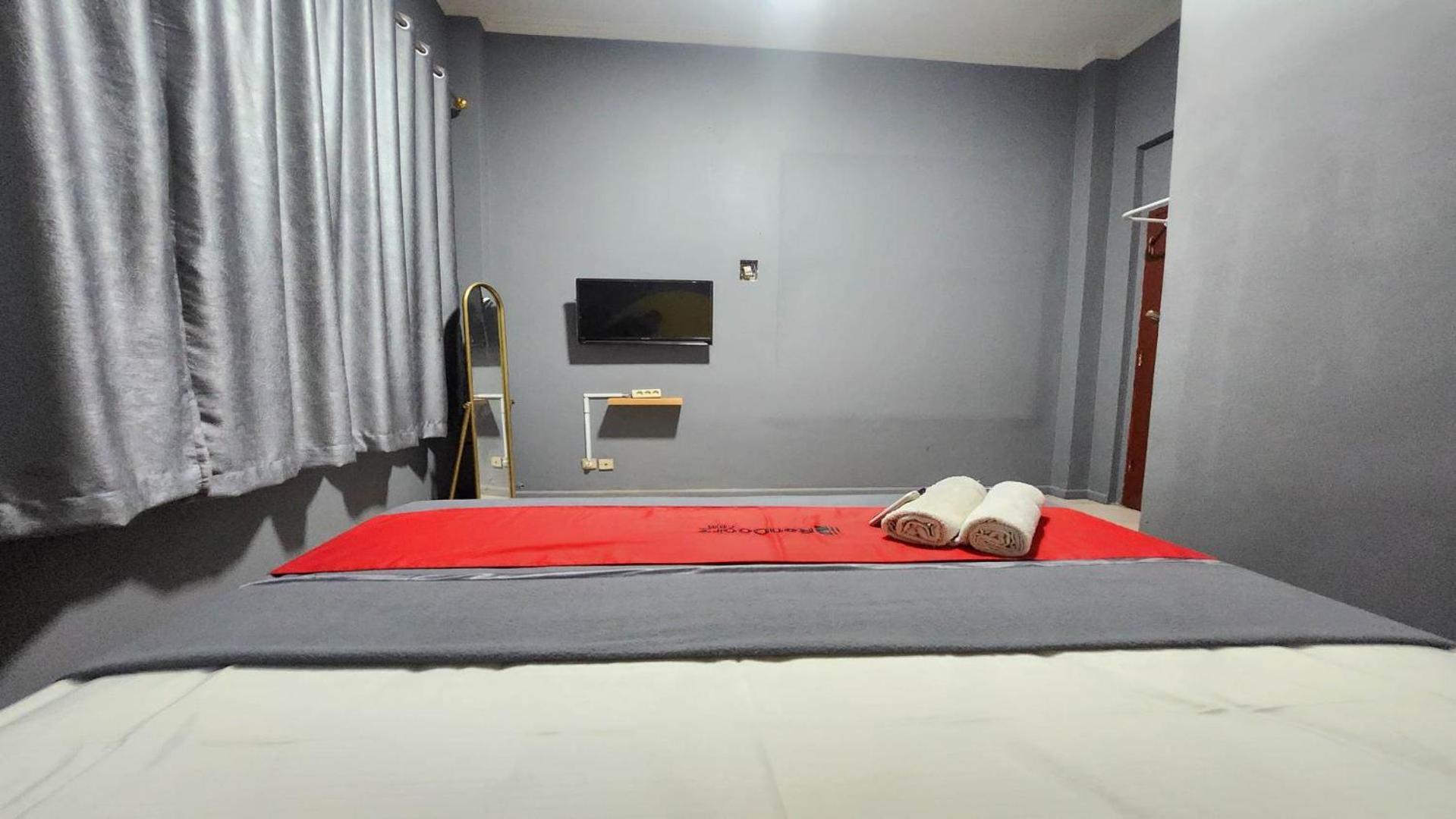 Hotel Bimo Sakti By San Cakarta Dış mekan fotoğraf