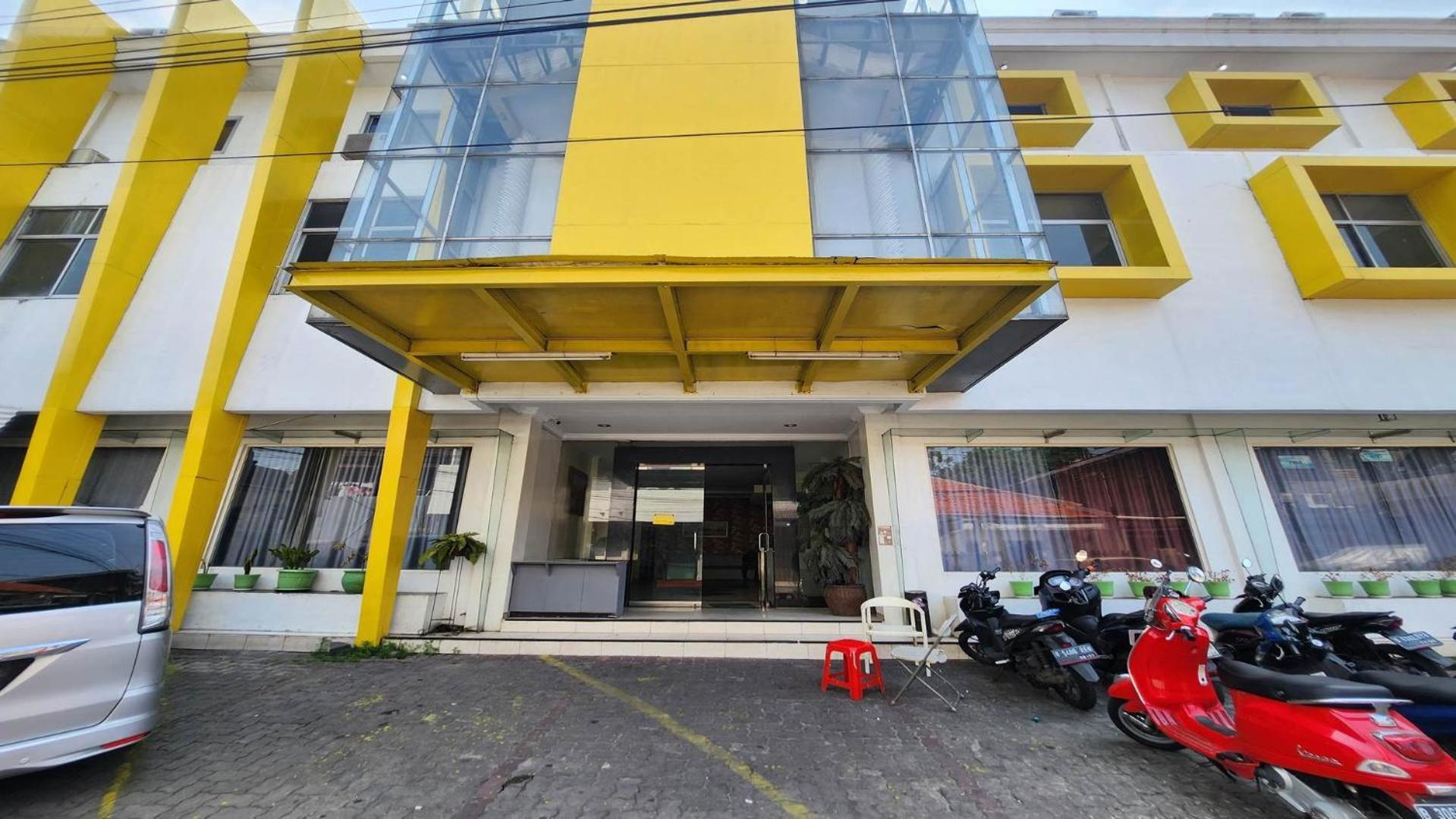 Hotel Bimo Sakti By San Cakarta Dış mekan fotoğraf